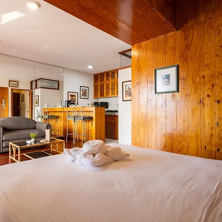 Chateau Studios By Vibrant Lima Extérieur photo