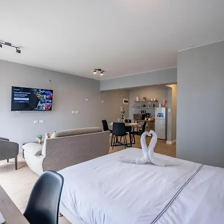 Chateau Studios By Vibrant Lima Extérieur photo