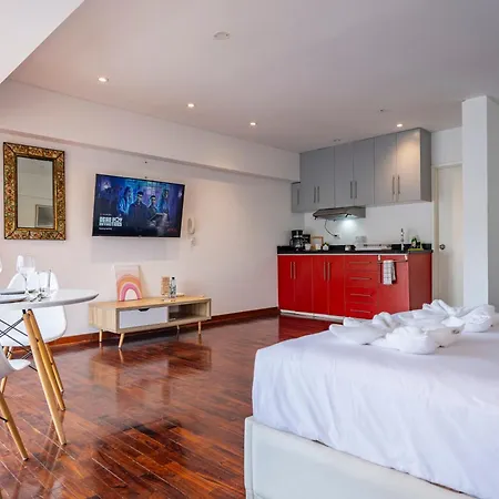 Chateau Studios By Vibrant Lima Extérieur photo